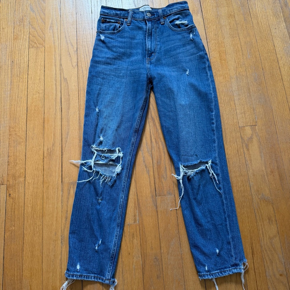 Abercrombie & Fitch mom jeans